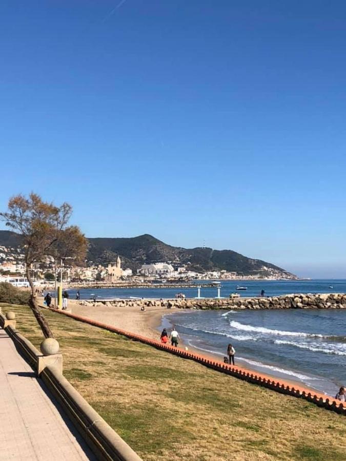 Appartement Apartamento Montroig 2 à Sitges Extérieur photo